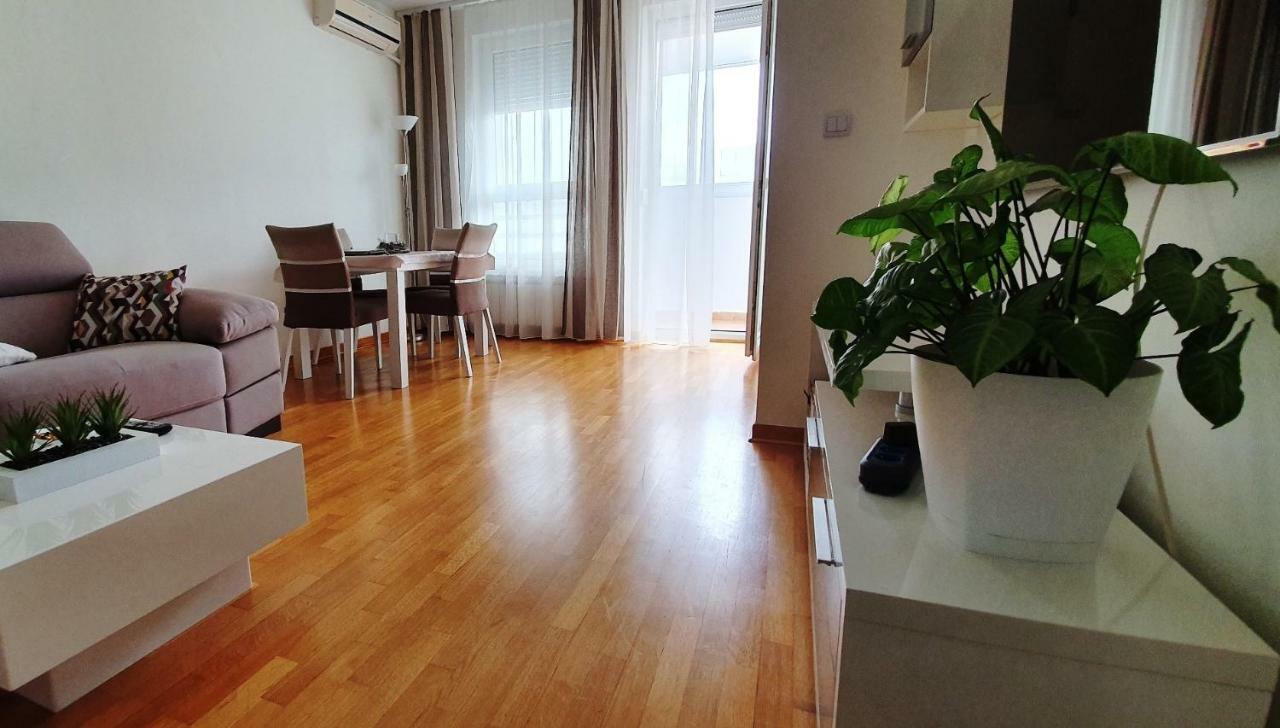 Royal Apartment Belvill Beograd Ngoại thất bức ảnh